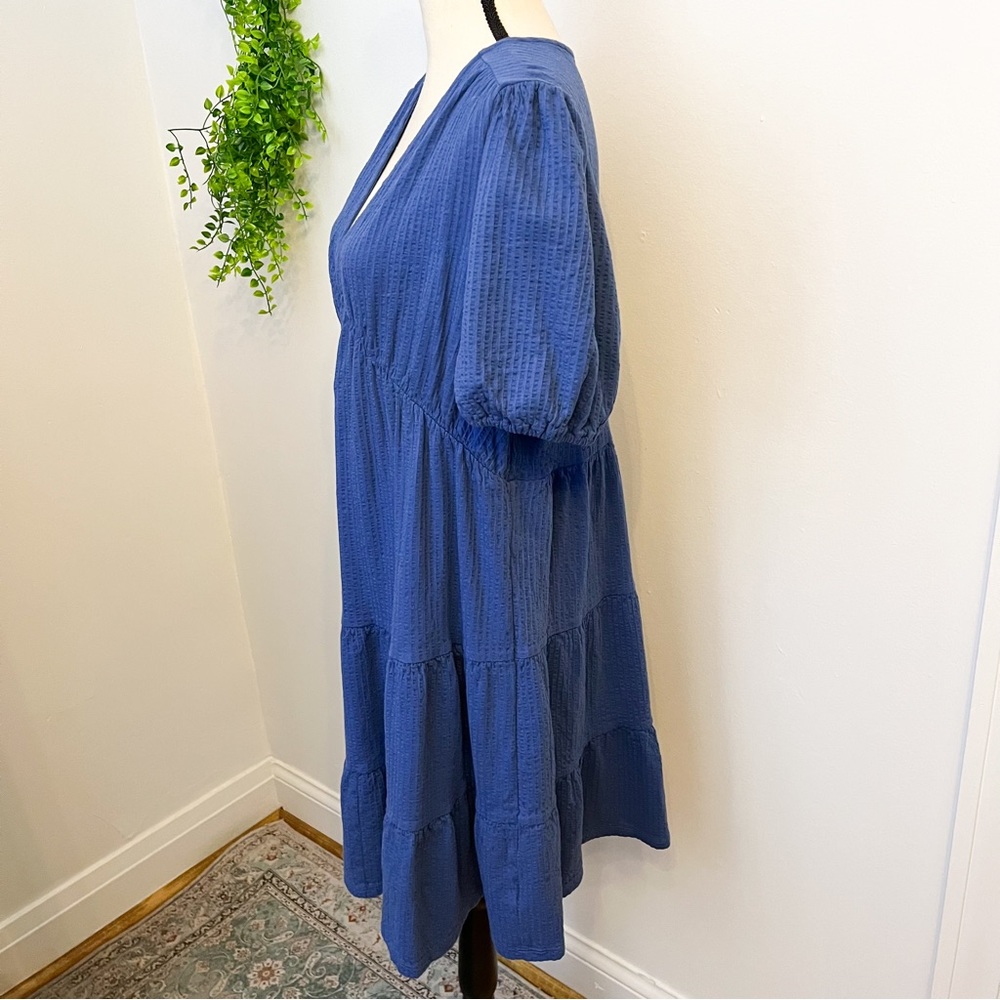 Boden Jersey Seersucker Blue Tiered Dress - Picture 5 of 8